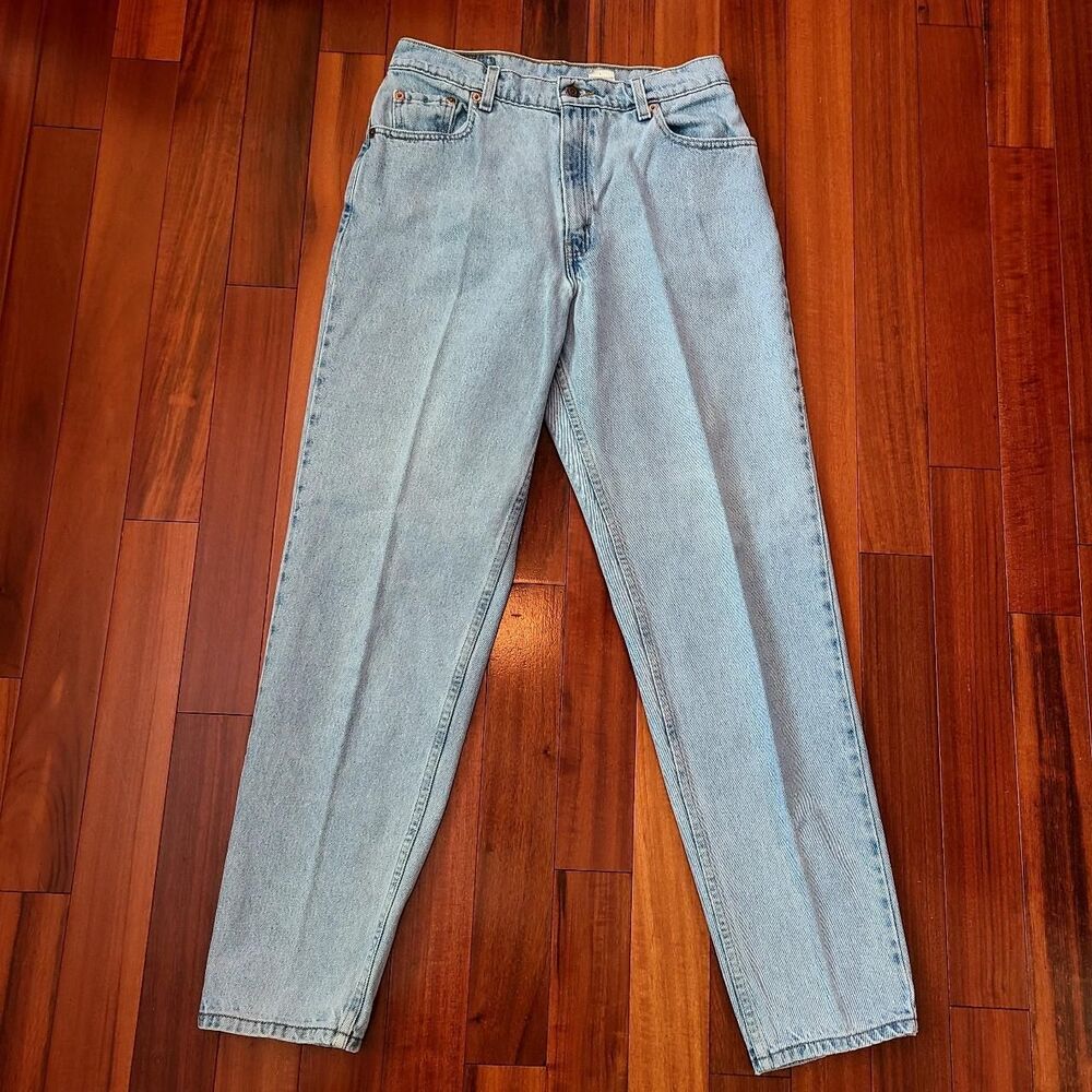 Vintage 90s Levi's 550 Women 12 Relaxed Fit Light Wash Jeans Retro Grunge